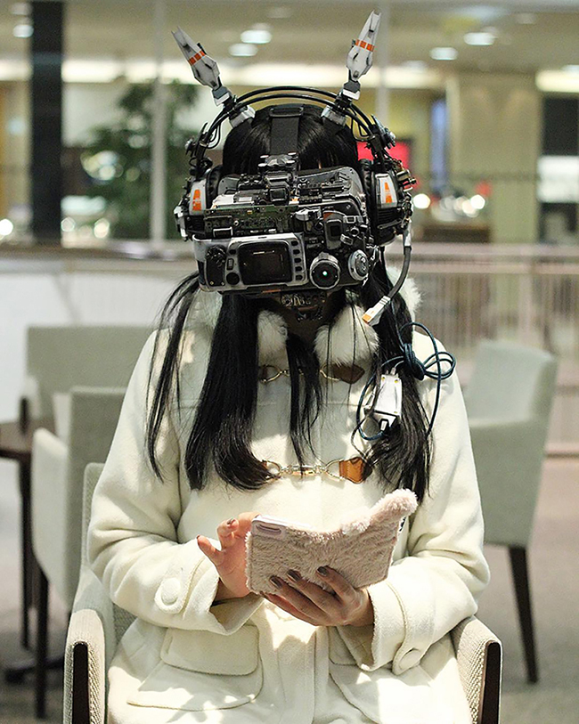 一級玩家的東京視角？日本模型玩家池內啟人設計超現實電子配飾