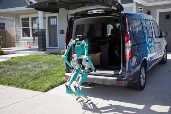 福特与Agility Robotics合作研发Digit自动送货机器人
